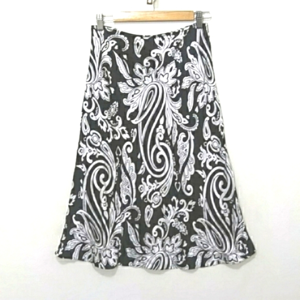 NY & Co. Size Small Black & White Floral 100% Silk Charmeuse Slip Skirt
